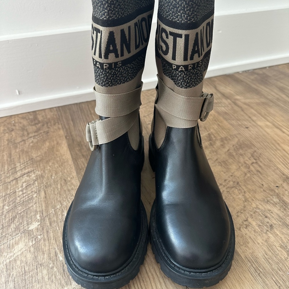 Christian Dior boots worn only few times size 37